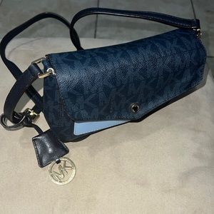 Michael Kors Crossbody Purse
